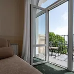 морський Hotel